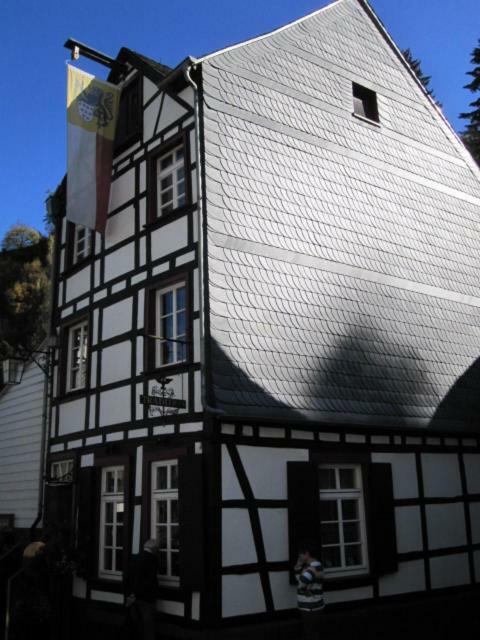 Haus Tradition Monschau 2 المظهر الخارجي الصورة